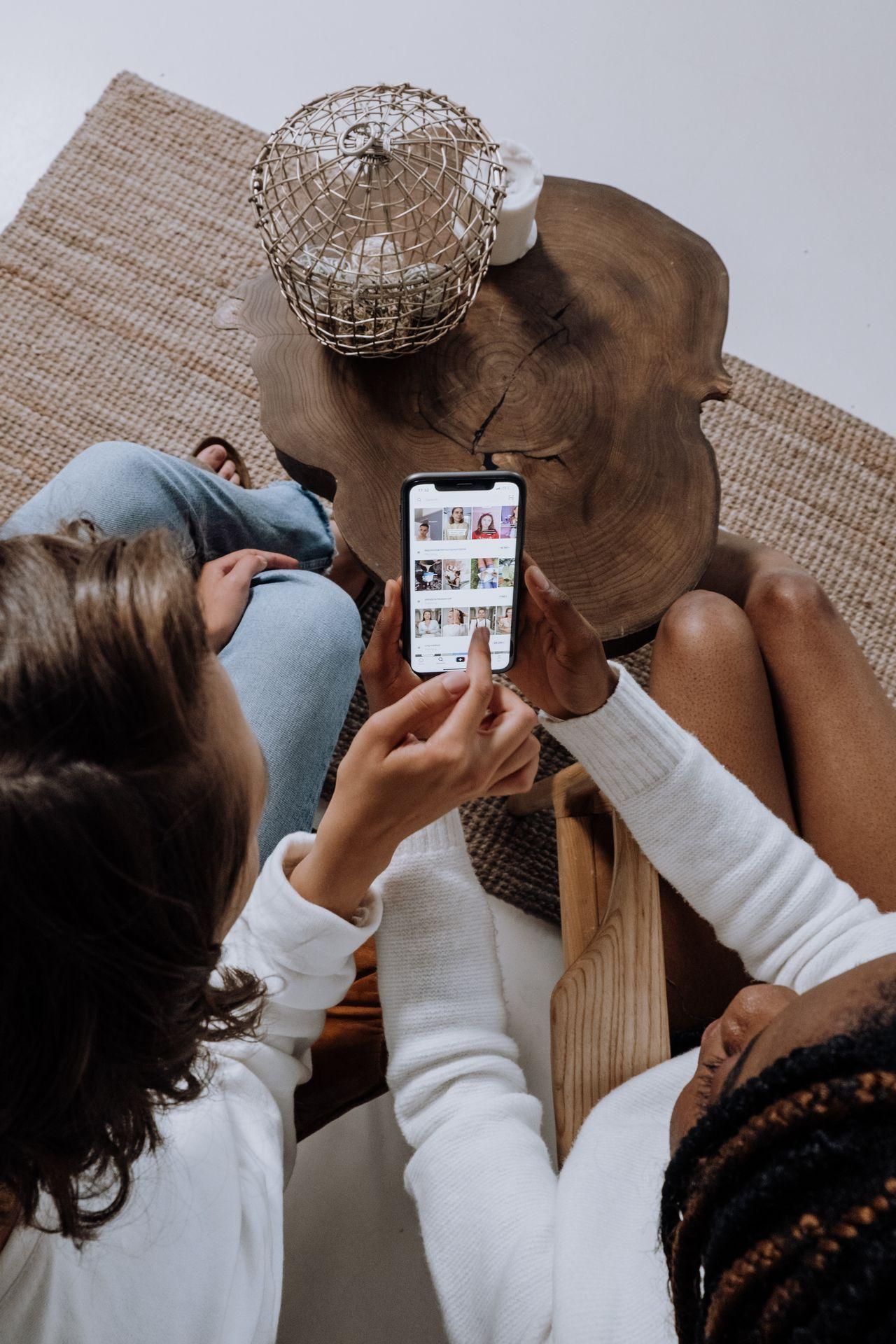 The Approval and Comparison Trap. A Common Social Media Pitfall
